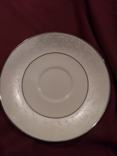 Lenox Bone Pearl Innocence. 2 Cups And 2 Saucers - Picture 9 of 16
