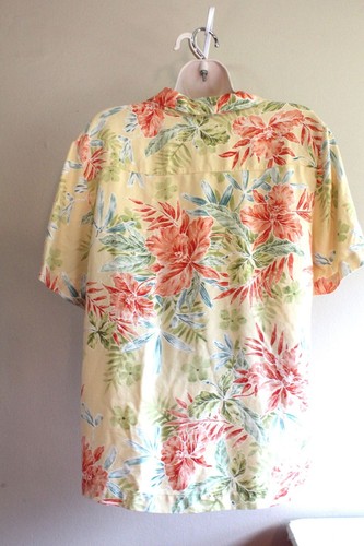 August Silk Shirt Womens L Pastel Floral Aloha Button Up Short Sleeve Yellow - Picture 7 of 7