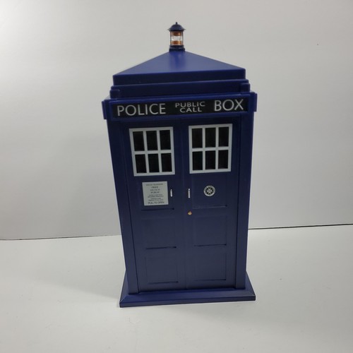 Dr. Who Tardis Plastic Cookie Jar W/Lid 2004- Untested-Needs Batteries - Picture 1 of 14
