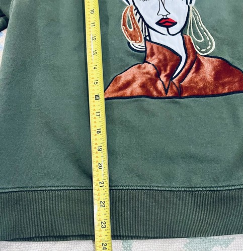Stunning ZARA Pullover Olive Green With 3D Graphic Sz S Oversized - Picture 10 of 10