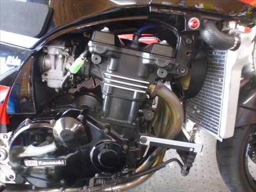 GPZ900R Cylinder Head ByPass Kit Free Angle Front-loading Blue/Red PMC:74-333new - Picture 6 of 15