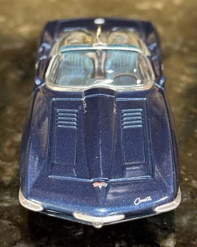 2007 Hallmark 1961 Chevrolet Corvette Mako Shark I Die-Cast Metal Ornament - Bild 9 von 18