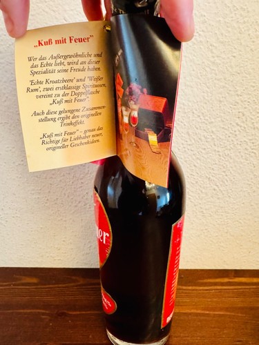 0,5 l  Kuß mit Feuer Weißer Rum+Echte Kroatzbeere Moritz Thienelt 70er-Jahre OVP - Bild 4 von 4