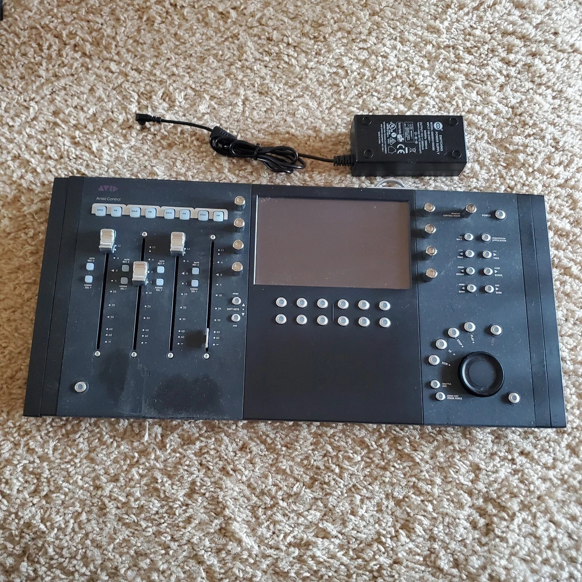 Preços baixos em Avid Artist Mix Interfaces Midi/Áudio | eBay