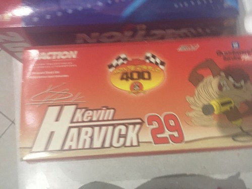 NASCAR ACTION DIE CAST KEVIN HARVICK 29 CAR MONTE CARLO 400 LOONEY TONES MINT - Bild 7 von 9