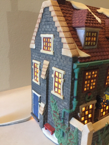 Dept 56 Dedlock Arms 3rd Edition Dickens Village 57525 Retired - Picture 7 of 16