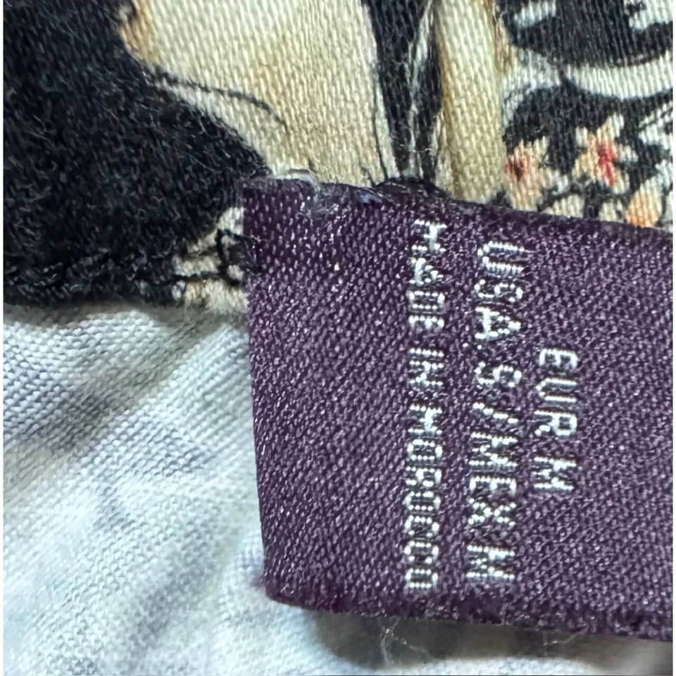 Joggers Violeta by Mango Tropical Noir Talla Mediana Oscuros Academia Luxe Botánicos Foto 3 de 4