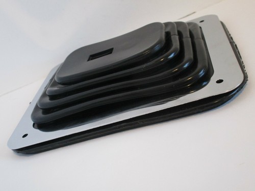 HURST B&M STYLE RUBBER SHIFTER BOOT W/CHROME PLATE 5 1/4"X6 3/8" UNIVERSAL #9630 - Picture 2 of 6