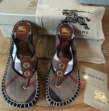 NWB Burberry Plaid Thong Slip On Espadrille wedge sandals Size 39