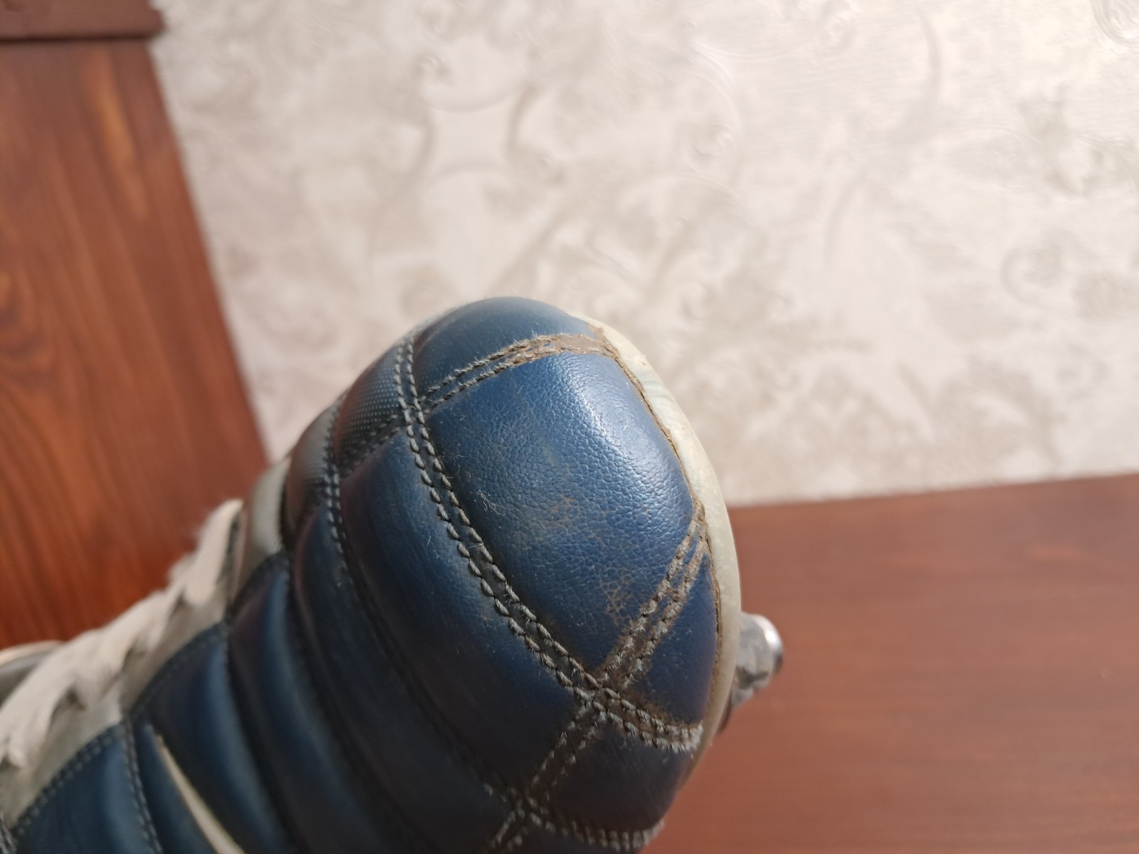 Picture 18 of 24