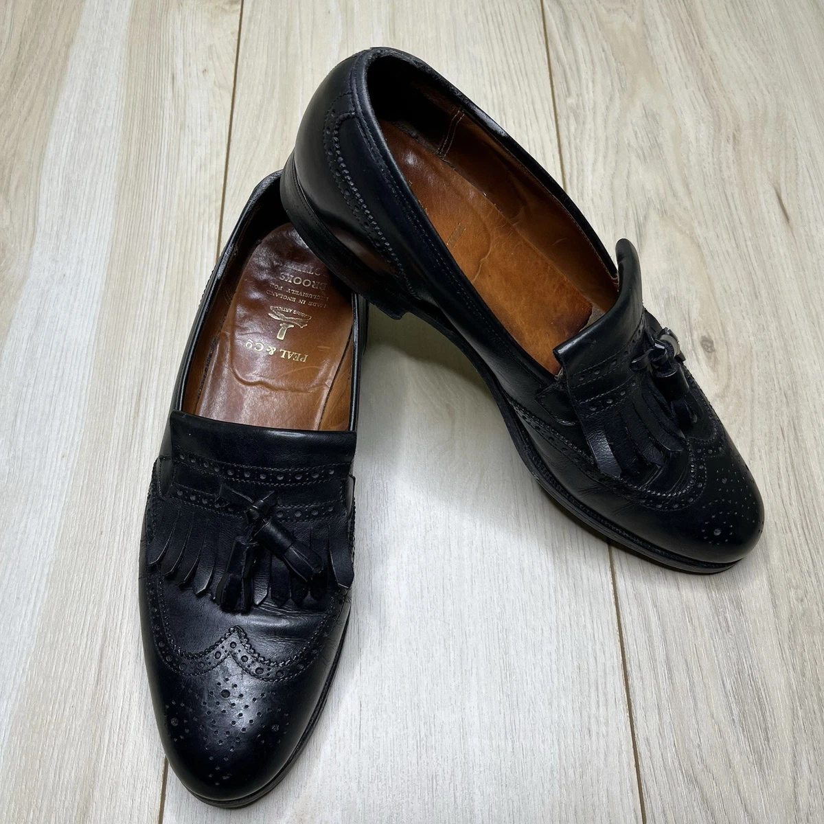 Peal & Co. Brooks Brothers Kiltie Tassel Wingtip Loafers Black Leather 8.5C Brooks Brothers Black Wingtip Dress Shoes for Men for sale  main image 2