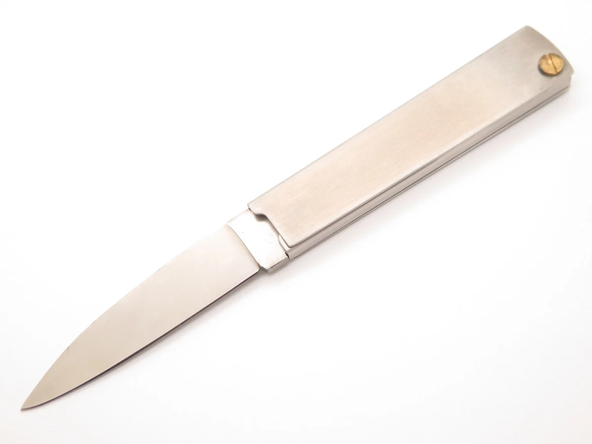 Valor Collectible Knives, Swords, Blades, Armors & Accessories for
