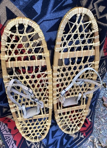 Tubbs Wood & Rawhide Snowshoes No A 10”x 36” Bindings Wallingford, VT Bearpaw - Picture 3 of 12
