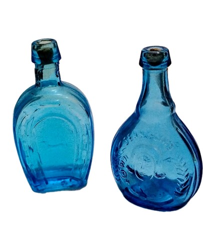 Vintage 2 Jenny Lind Wheaton Aqua Blue Glasflaschen Sammlerstücke