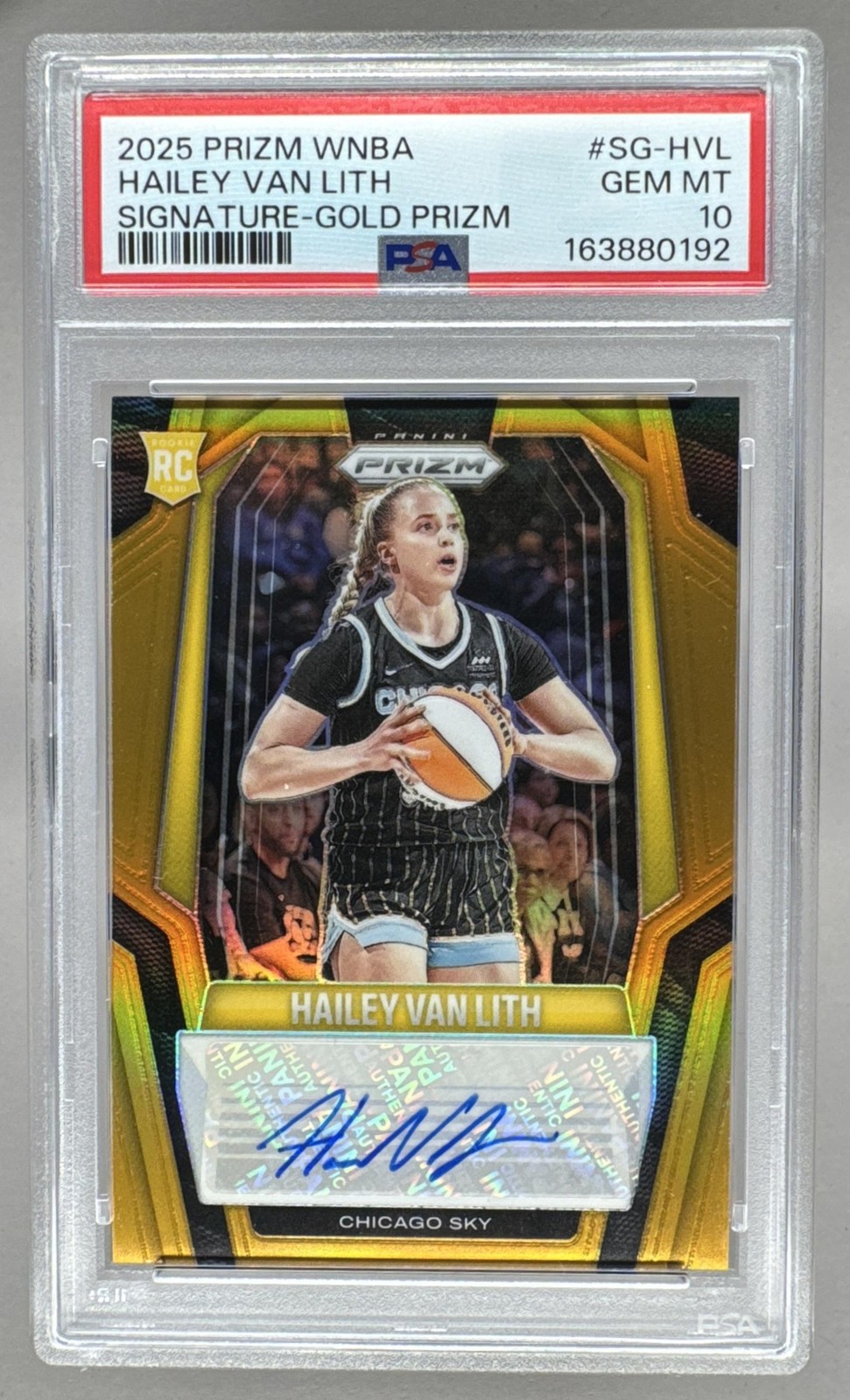 0192 Hailey Van Lith 2025 Panini WNBA Prizm #SG-HVL Gold Auto 1/10 PSA 10 view 1
