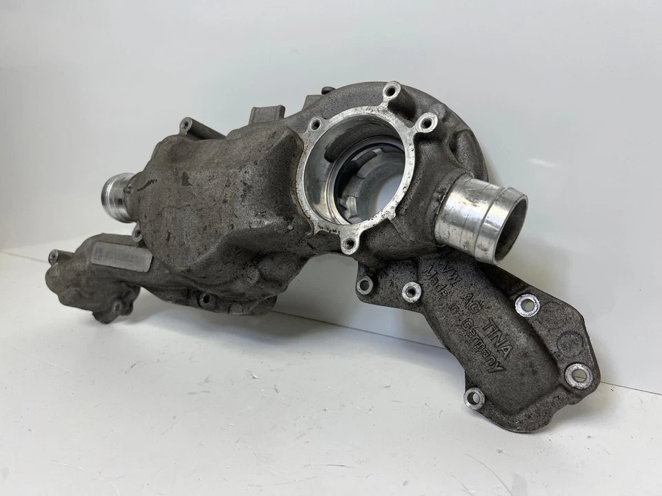0P2121406B 2017 - 2023 Audi RSQ 4.0L Engine Coolant Water Pump Housing OEM (MK) - Image 3 of 4