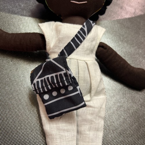Harperiman Handmade Linen Doll Collection: Yumi 15” - Picture 3 of 6