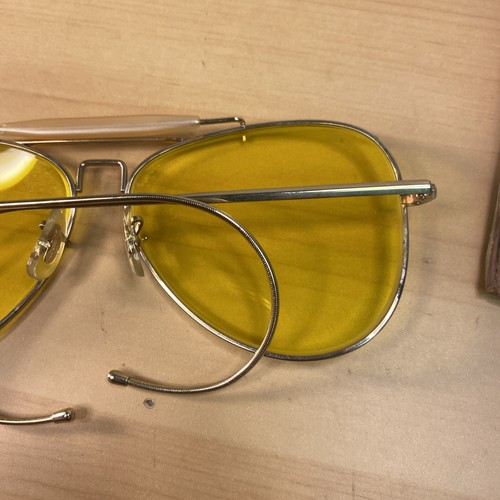 Vtg Bushnell Aviator Pilot Style Shooting Glasses Yellow Lens Baush & Lomb Korea - Picture 6 of 11