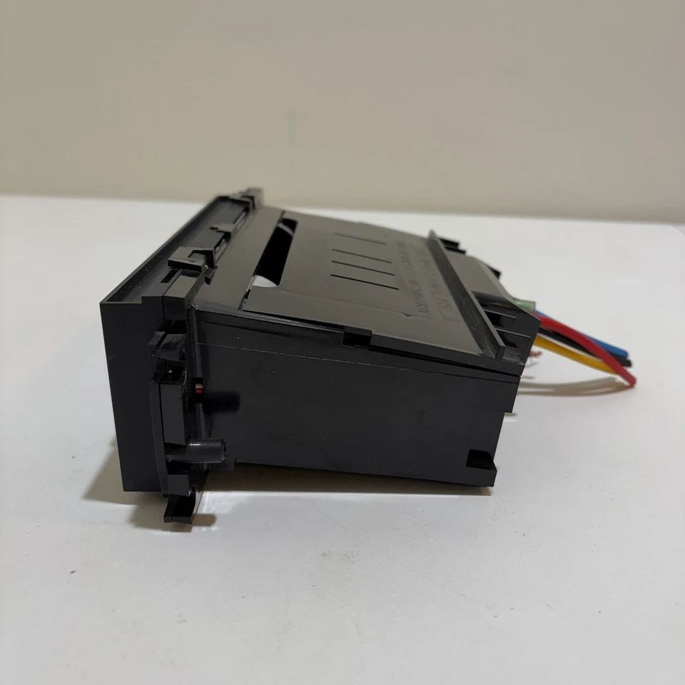 1998-2002 Mercury Grand Marquis Ford Crown Victoria EATC Heater Climate Control - Image 4 of 4