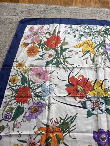 Vintage GUCCI Scarf Floral  100% Silk - Bild 3 von 12