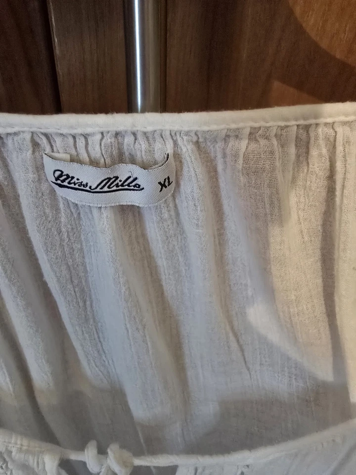 White Sheer Linen Bohon Gypsy Style Top Size 20/22 - Image 3 of 3