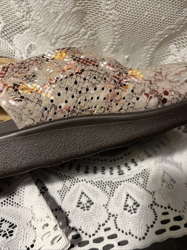 SAS 8.5 SNAKESKIN SNADALS SHOES CORK BED NEW STYLE COLOR $199 MSRP RELAXED HEEL - Picture 8 of 18