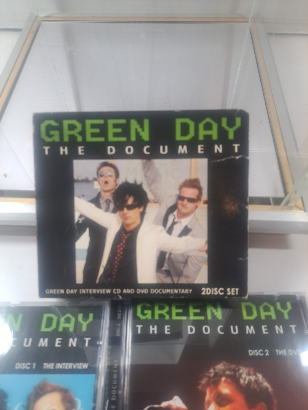 Picture 2 of 14