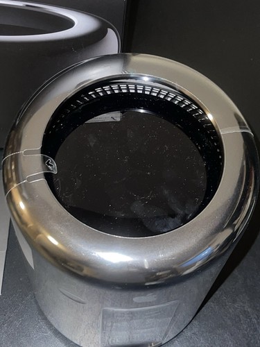Mac Pro (2013) - 12BG RAM, 256 GB pamięci masowej - 12-rdzeniowy Intel Xeon E5 2,7 GHz - nowy - Zdjęcie 2 z 14