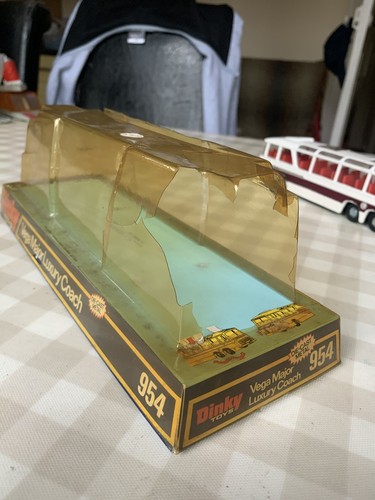 Dinky 954 Vega Major Luxury Coach - Picture 6 of 8