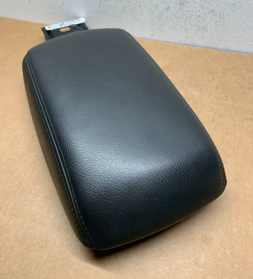 Conjunto de tapa reposabrazos consola central Ford Focus 2012-2018 1519656X Foto 3 de 4