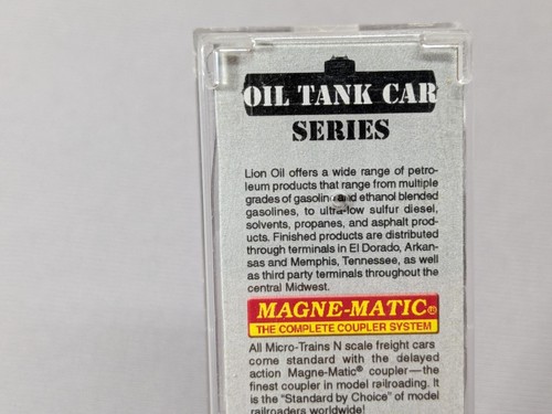 Spur N MTL # 06500820 LION OIL Co. 39' Single Dome Tank Car LUX 2256 - Bild 8 von 8