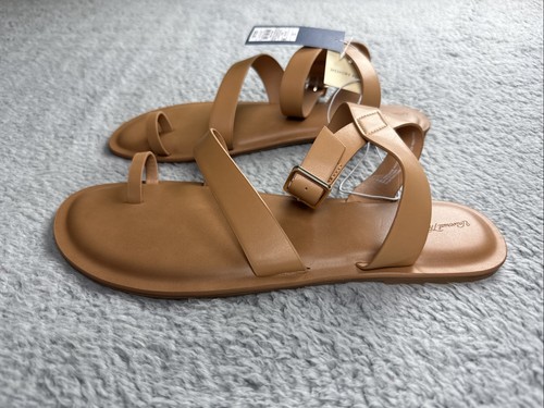 Universal Thread Womens Sol Toe Loop Ankle Strap Sandals with Memory Foam Insole - Picture 5 of 7