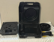 KODAK 4400 CAROUSEL SLIDE PROJECTOR  CASE REMOTE TRAY MANUAL TESTED  WORKS 