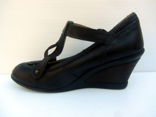 FLY GIRL (FLY LONDON) Black Leather Wedge Shoes AU7.5 - Near New - Picture 2 of 10