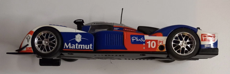 Coche Ranura Peugeot 908 HDI Fap Matmut #10 Azul Hornby 1:32 - Dañado pero Funciona Foto 2 de 4
