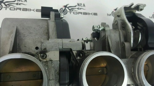 YAMAHA R1 4C8 1000 2008 THROTTLE BODIES body 4C8-13750-20 - Picture 6 of 6