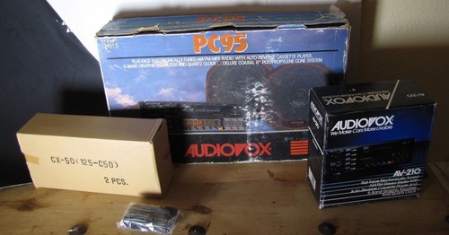 1988 PC95 AudioVox car STEREO New VINTAGE in original box & Speakers - Picture 1 of 5