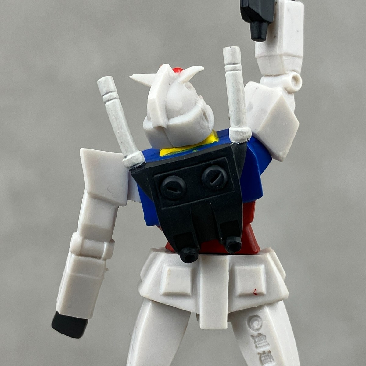 Bandai Mobile Suit Gundam RX-78-2 Gundam HG High Grade