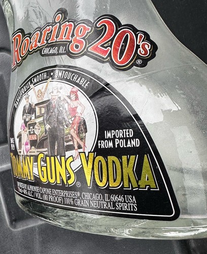 Tommy Guns Vodka Roaring 20’s LEERE Flasche groß 19” Tall Al Capone Rarität - Bild 9 von 11