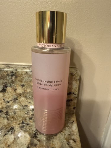 New Victoria's Secret Pastel Sugar Sky Fragrance Body Mist 8.4 fl.oz 250 ML - Picture 2 of 2