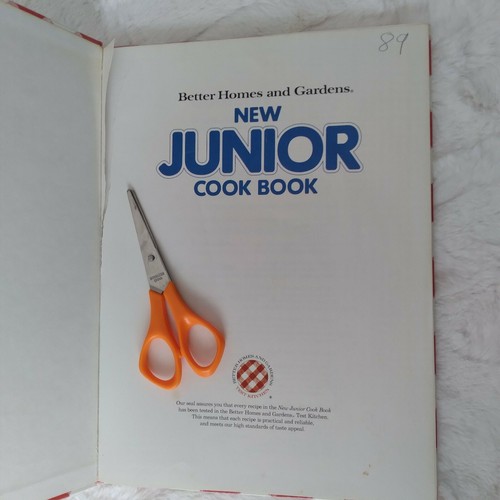 Vintage New Junior Cookbook Better Homes & Gardens Foodie Future Chef - Picture 3 of 11
