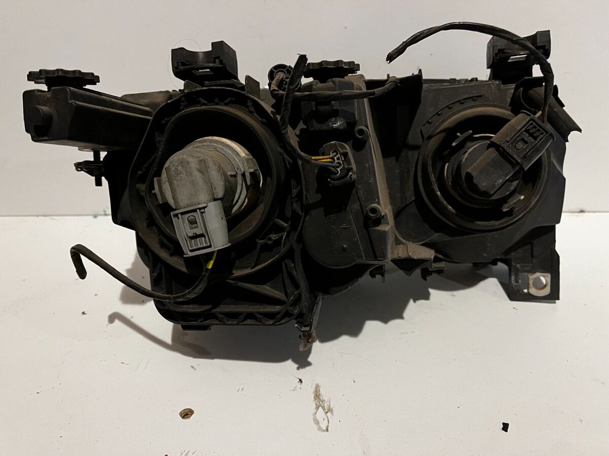 BMW E46 compact headlight left, right 63126901969 63126901970 | eBay