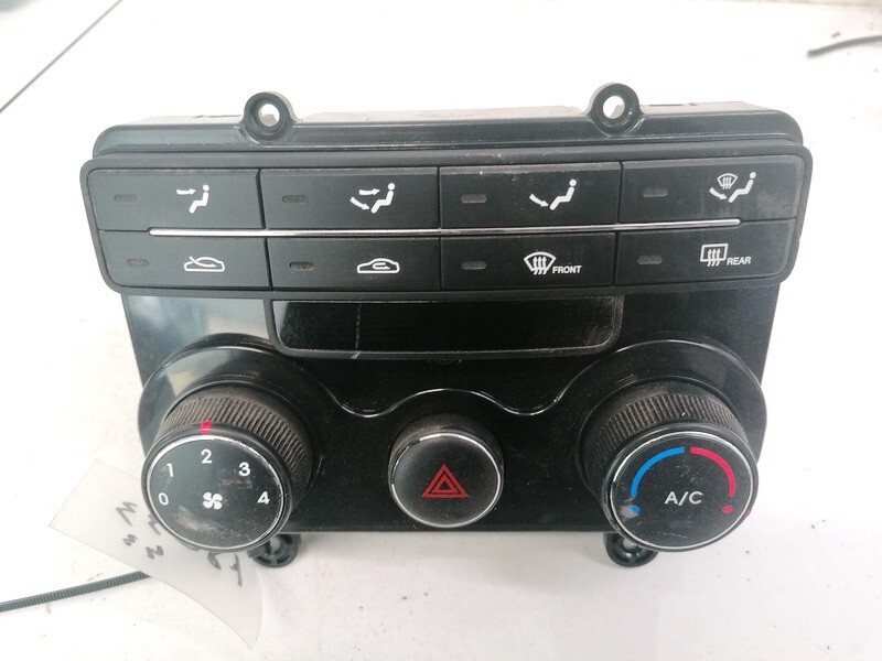 972502L1704X 97250-2L1704X Climate Control Panel (heater