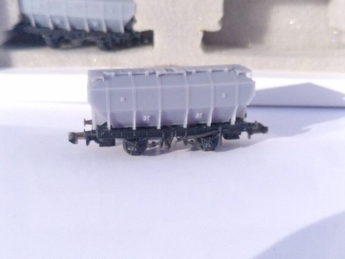 N Gauge COV-HOP Hopper Wagon 4 Pack - Picture 19 of 27