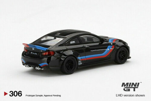 MINI GT 1:64 LB Work BMW M4 Nero con Righe M Auto in scatola - Foto 3 di 4