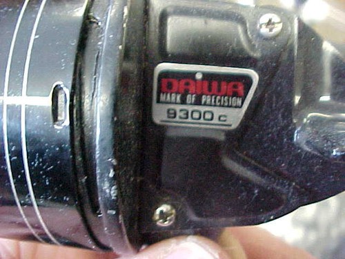BS1 Vintage DAIWA 9300c Spincast Reel fishing 9300 C spincasting spincaster NICE - Picture 3 of 3