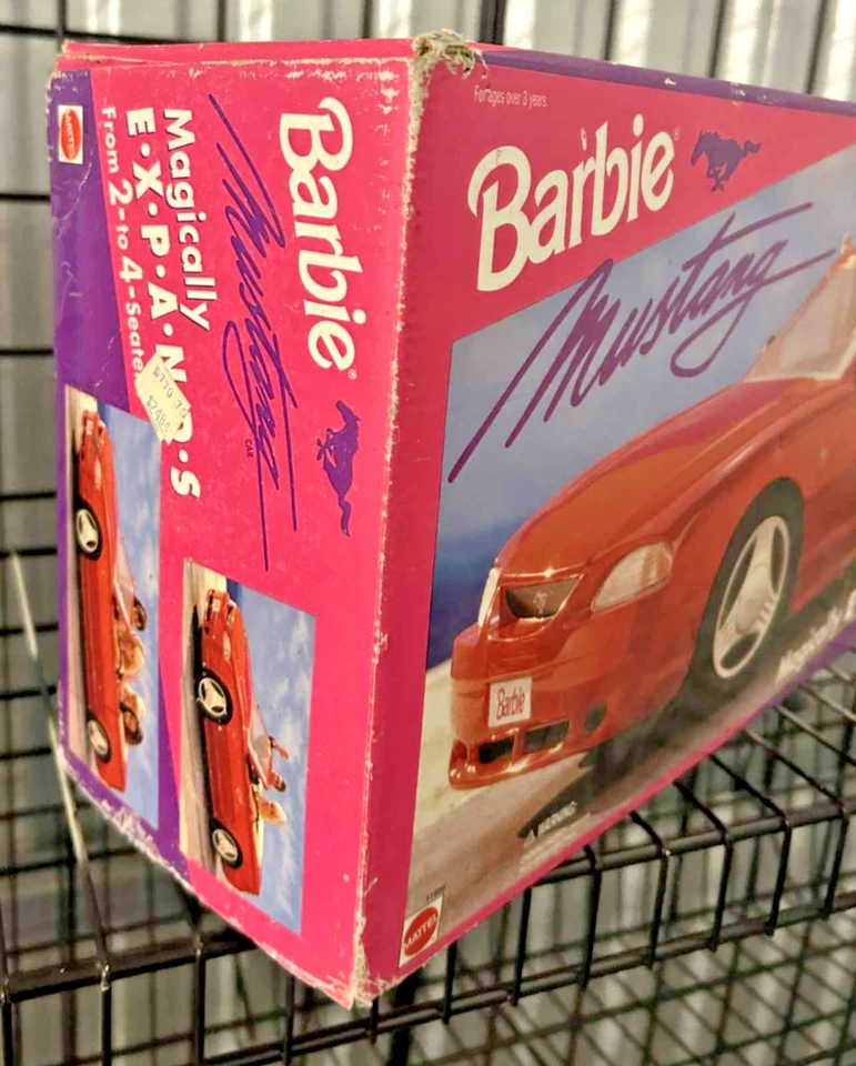Coche Mustang Barbie Red Expansion 1994 vintage en caja original Foto 3 de 4