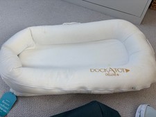 Dock-a-Tot (white), spare cover (blue),  carry case & Cabana