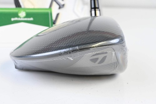 Taylormade Qi35 Max Driver / 10.5 Degree / Regular Flex Fujikura AIRSPD 50 Shaft - Picture 3 of 9