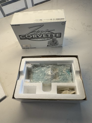 ZORA ARKUS-DUNTOV AUTHORIZED CORVETTE COLLECTION 1957 - 1 : 32 - Picture 3 of 7